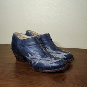 Stetson Nicole leather  Handcrafted , size 7.5